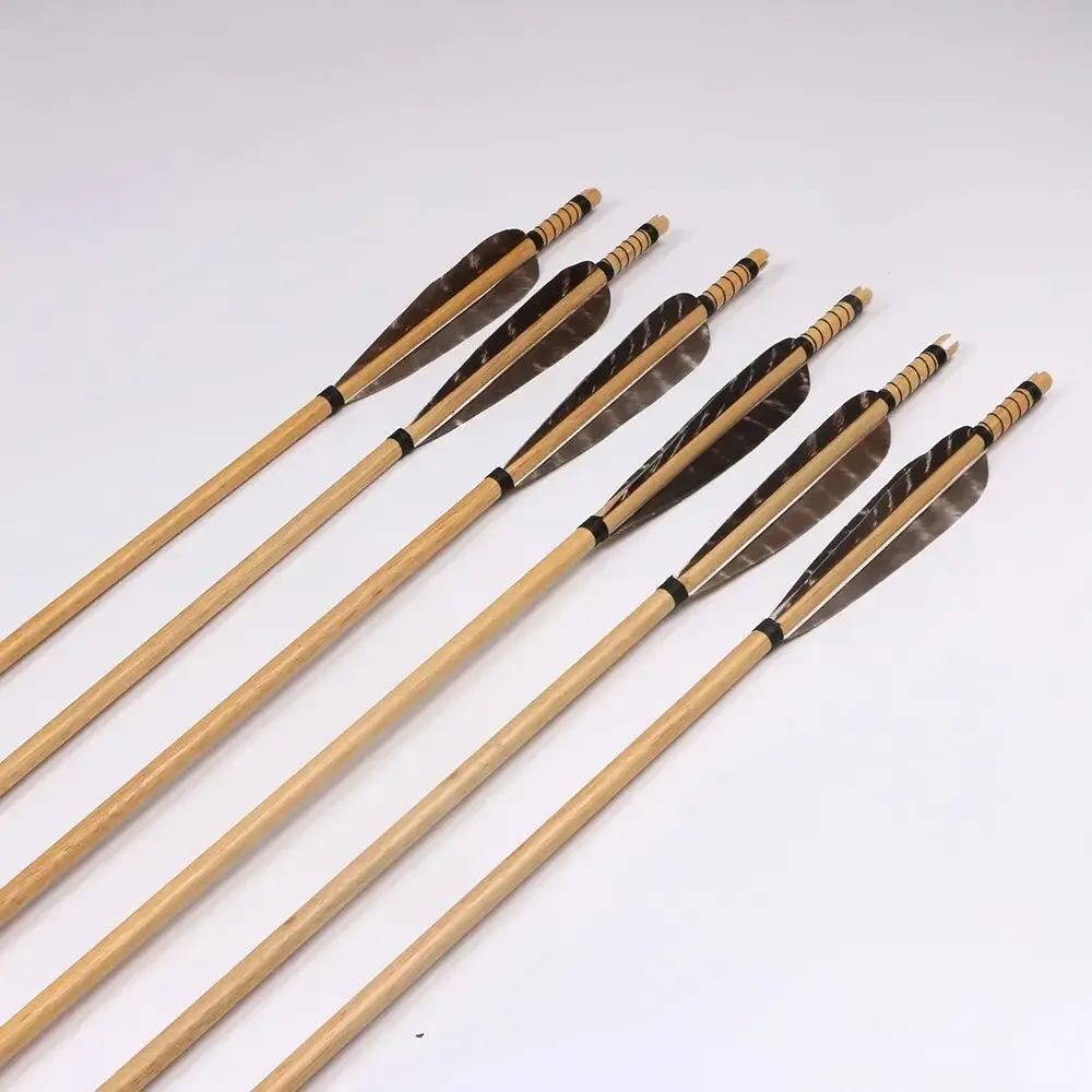 12 Fletched 31.5" Feather Wood Arrows